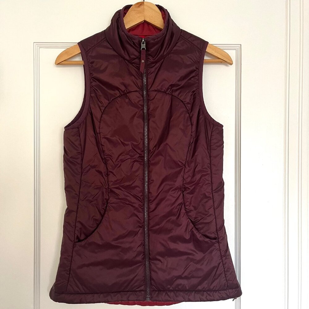 Lululemon Layer Up Reversible Insulated Vest in Bordeaux and Red | Size 4 - Picture 6 of 16